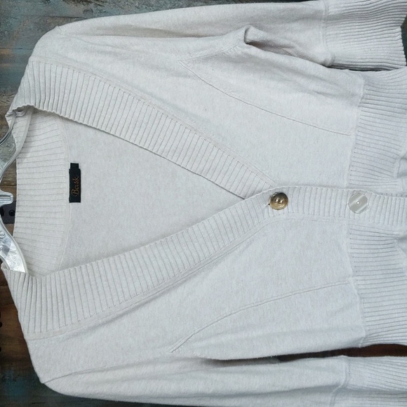 Bask Beige Fit & Flare Button Down Cardigan Sweater - Medium - Picture 2 of 6